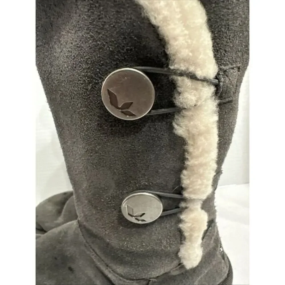 Koolaburra By Ugg Sz 8‎ Gray Suede Button Boots 8M Faux Fur Mid Calf